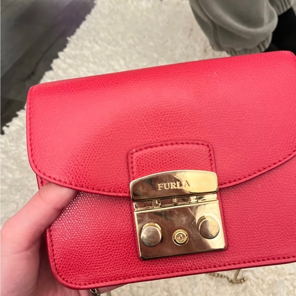 Furla crossbody mini bag red - Picture 2 of 6